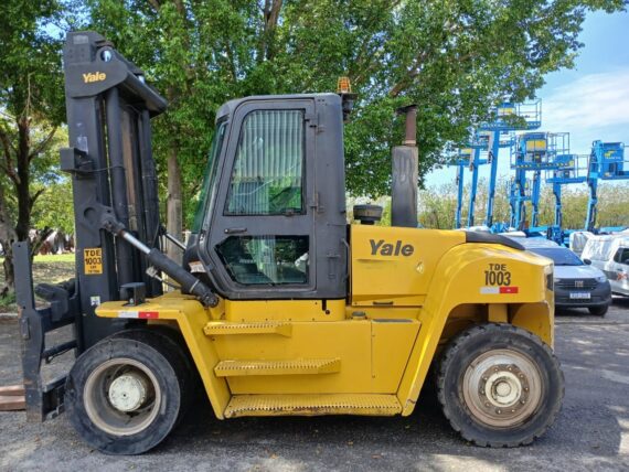 EMPILHADEIRA YALE 230VX