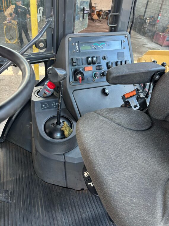 RETROESCAVADEIRA JOHN DEERE 310L - IMAGEM m 8