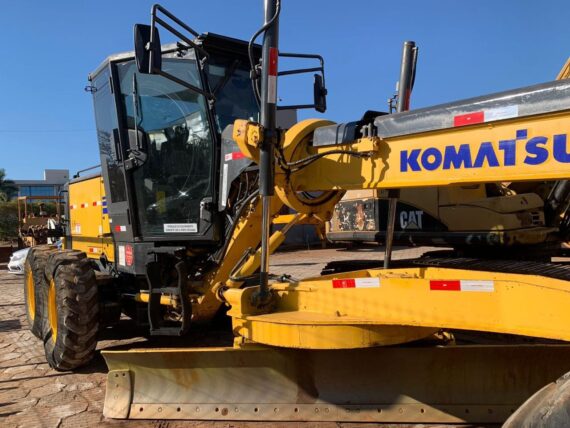 MOTONIVELADORA KOMATSU GD535 - IMAGEM m 2