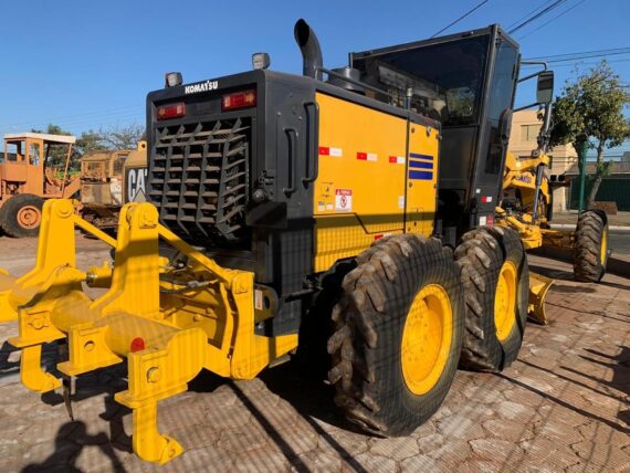 MOTONIVELADORA KOMATSU GD535 - IMAGEM m 3
