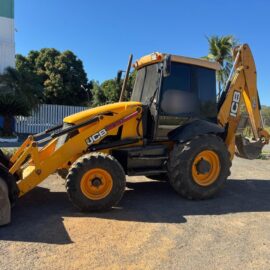 RETROESCVADEIRA JCB 3C