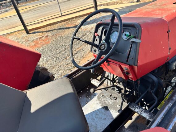 TRATOR AGRÍCOLA MF 275 COM GRUA  FLORESTAL - IMAGEM m 5
