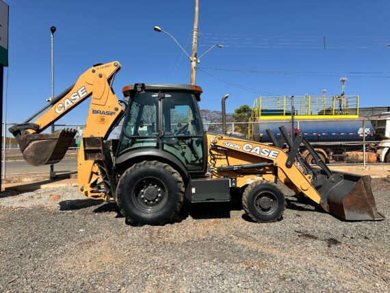 RETROESCAVADEIRA CASE 580N - IMAGEM m 14
