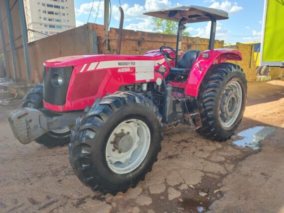 TRATOR DE PNEUS MASSEY FERGUNSON 4292 - IMAGEM m 4