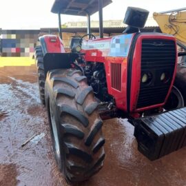 TRATOR DE PNEUS MASSEY FERGUNSON 292