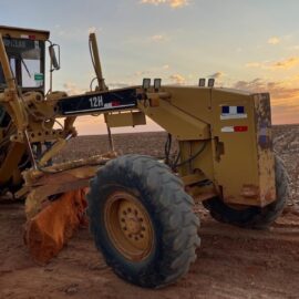 MOTONIVELADORA CATERPILLAR 12H