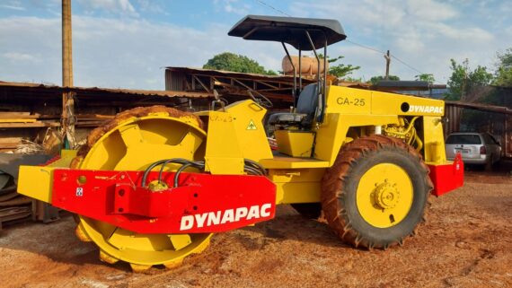 ROLO COMPACTADOR DYNAPC CA25PD