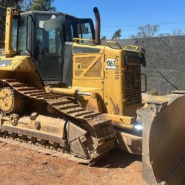 TRATOR DE ESTEIRAS CATERPILLAR D6N