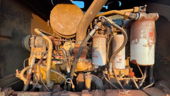 MOTONIVELADORA CATERPILLAR 12H - IMAGEM m 5