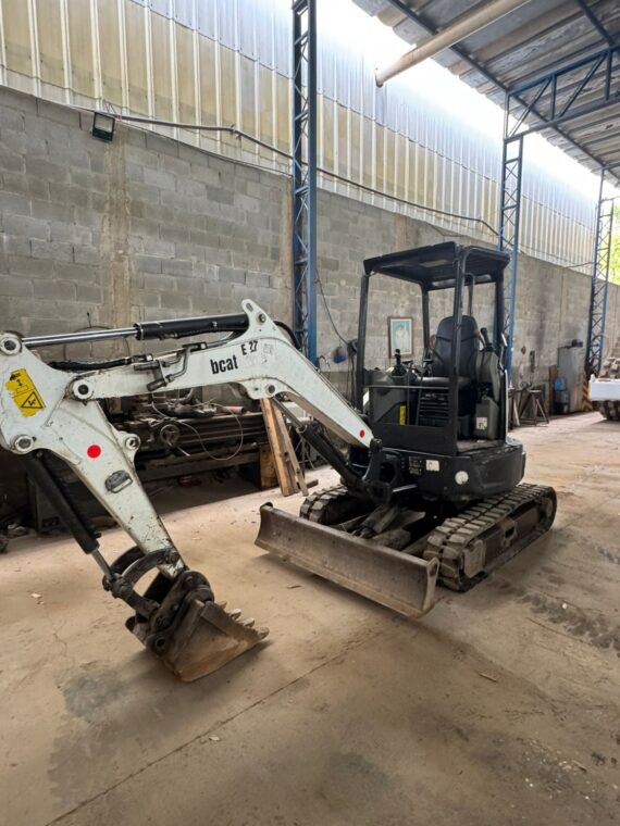 MINI ESCAVADEIRA BOBCAT  E27Z - IMAGEM m 2