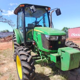 TRATOR AGRÍCOLA JOHN DEERE 5080E