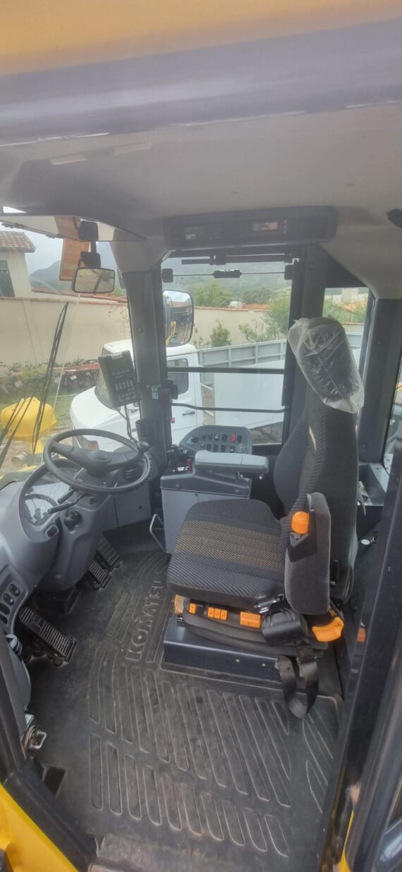 PÁ CARREGADEIRA KOMATSU WA380 - IMAGEM m 3