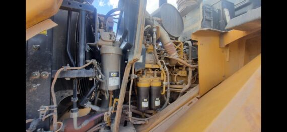PÁ CARREGADEIRA CATERPILLAR 966L - IMAGEM m 2