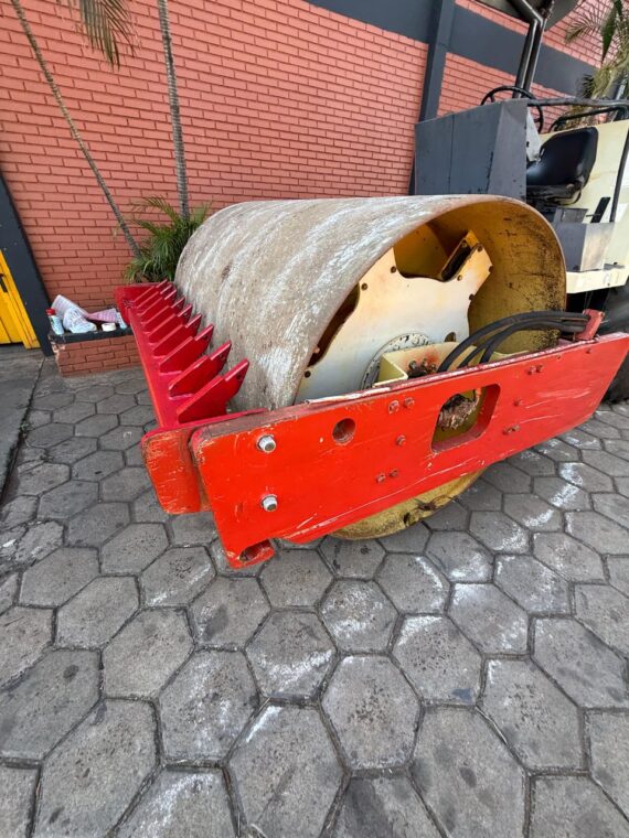 ROLO COMPACTADOR DYNAPC CA250 PD - IMAGEM m 2