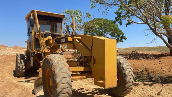 MOTONIVELADORA CATERPILLAR 120K - IMAGEM m 8