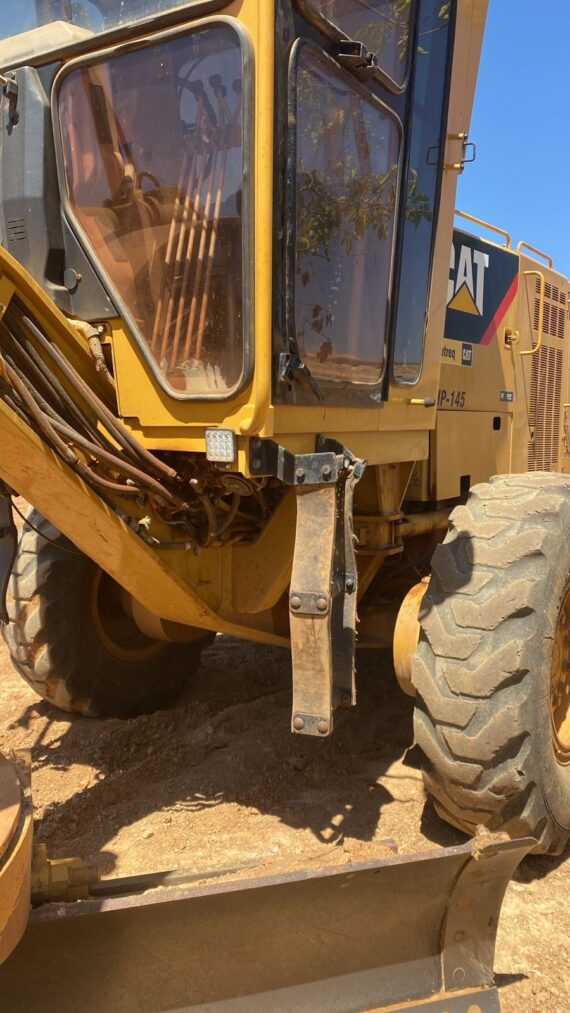 MOTONIVELADORA CATERPILLAR 120K - IMAGEM m 3