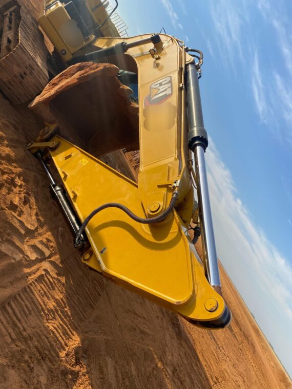 ESCAVADEIRA CATERPILLAR 320 6CC - IMAGEM m 6
