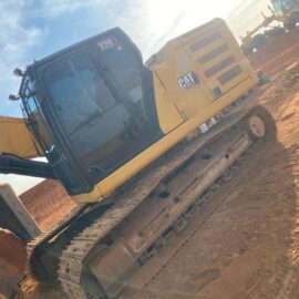 ESCAVADEIRA CATERPILLAR 320 6CC