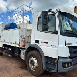 CAMINHÃO COMBOIO MERCEDES ATEGO 1719 4x2