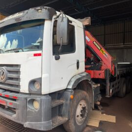 CAMINHÃO MUNCK VW 31.320 6x4