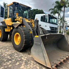 PA CARREGADEIRA VOLVO L60F