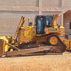 TRATOR DE ESTEIRA CAT D6T