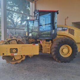 ROLO COMPACTADOR CAT CP54B